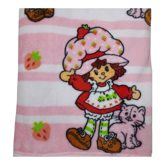 Strawberry Shortcake Plush Throw Blanket 50"x70" Pink White Striped Polyester - Picture 3 of 12